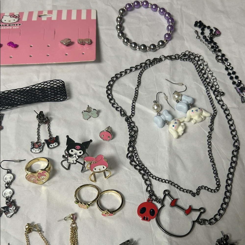 Jewelry Lot (Mostly Sanrio) - Picture 7 of 10